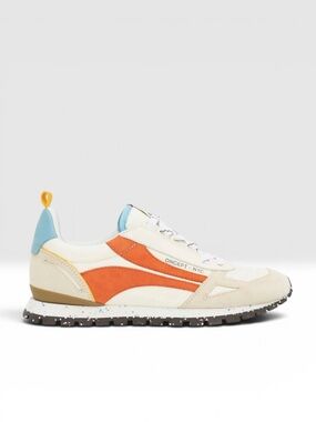 Concept NYC Toronto Flame Men’s White and Red Retro Runner Sneakers